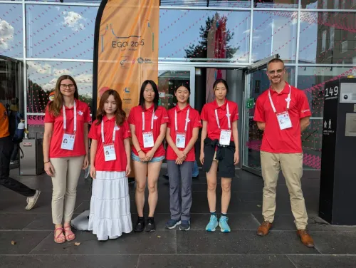 EGOI 2025 Group Photo - From left to right: Valentina Hideg, Danyang Ma, Yilin Li, Jessie Zhou, Angela Sun and Paul McGrath